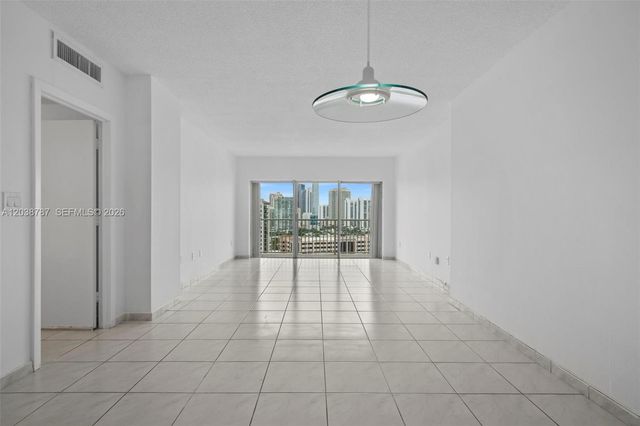 300 Bayview Drive 1711, Sunny Isles Beach, FL 33160