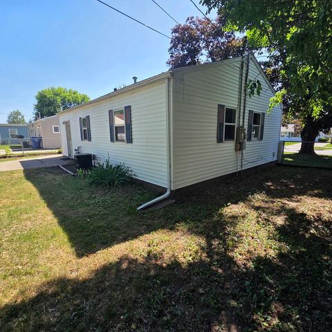 2309 N Fairmount Street, Davenport, IA 52804