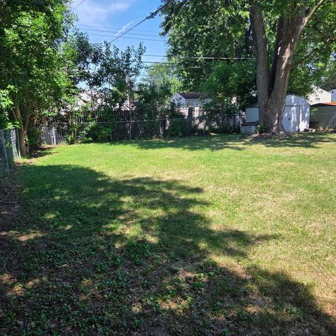 2309 N Fairmount Street, Davenport, IA 52804