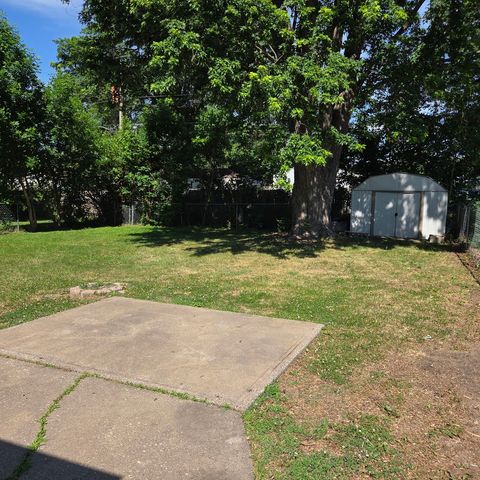 2309 N Fairmount Street, Davenport, IA 52804