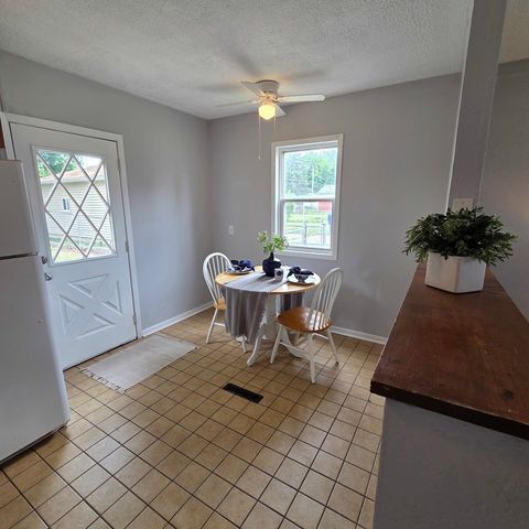 2309 N Fairmount Street, Davenport, IA 52804