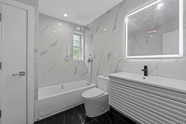 13764 Westgate Street, Springfield Gardens, NY 11413