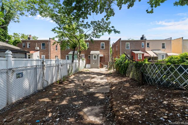 13764 Westgate Street, Springfield Gardens, NY 11413