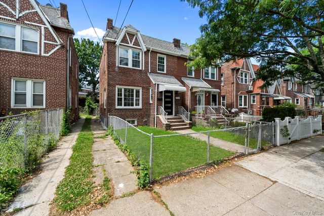13764 Westgate Street, Springfield Gardens, NY 11413