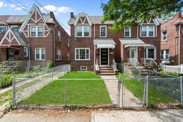 13764 Westgate Street, Springfield Gardens, NY 11413