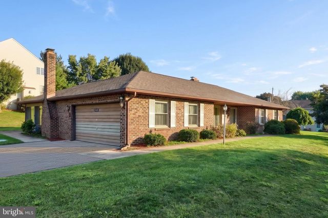 3106 KINGSTON RD, York, PA 17402