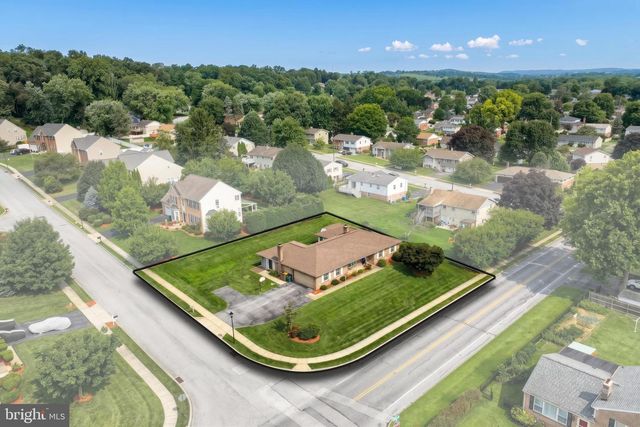 3106 KINGSTON RD, York, PA 17402