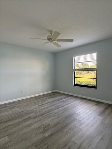 30 Plantation Drive 101, Vero Beach, FL 32966