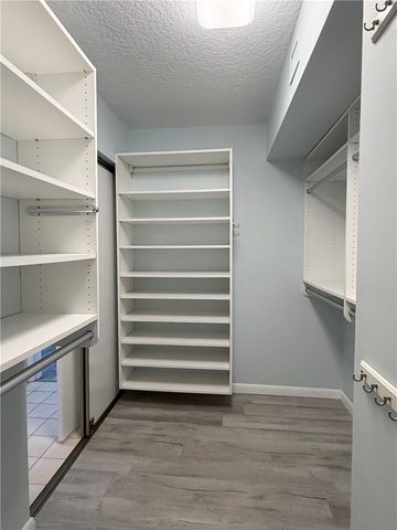 30 Plantation Drive 101, Vero Beach, FL 32966