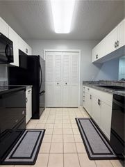 30 Plantation Drive 101, Vero Beach, FL 32966