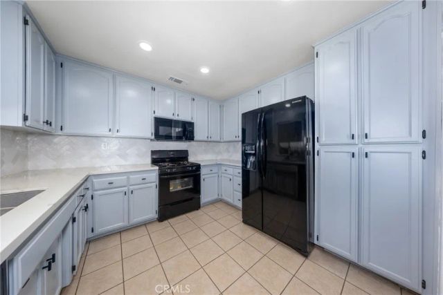 14874 Maricopa, Victorville, CA 92392