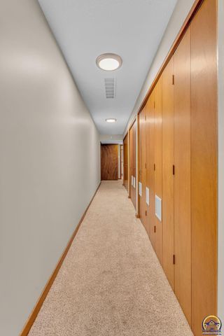 2720 SW College AVE, Topeka, KS 66611