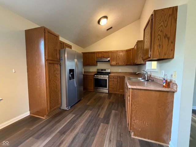 524 Jubilee Lane, Avon, IN 46123