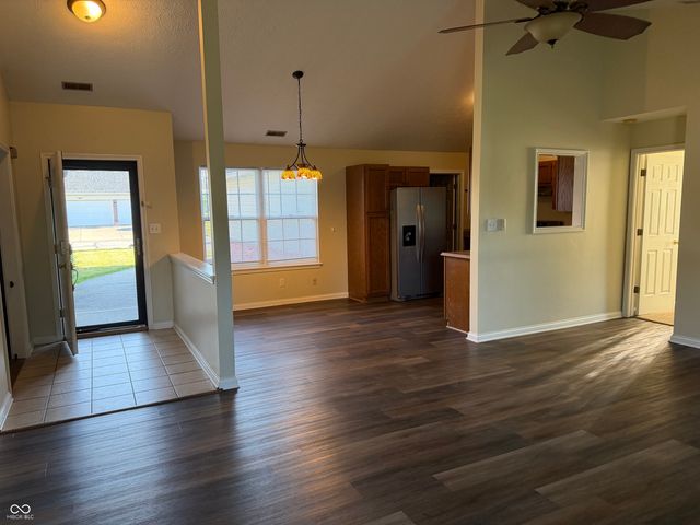 524 Jubilee Lane, Avon, IN 46123