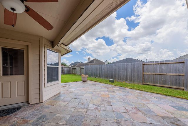 21011 Narrow Gate Drive, Houston, TX 77095