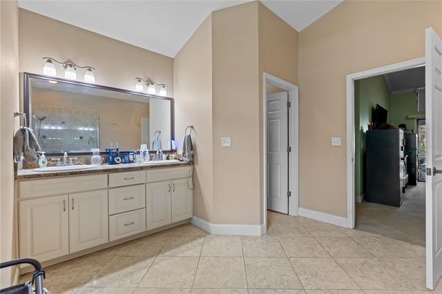 2315 EAGLE BLUFF DRIVE, Valrico, FL 33596