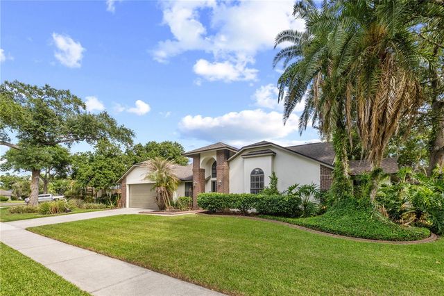 2315 EAGLE BLUFF DRIVE, Valrico, FL 33596