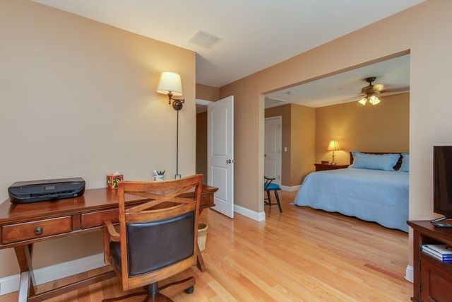 89 Woodview Way 89, Manchester, NH 03102