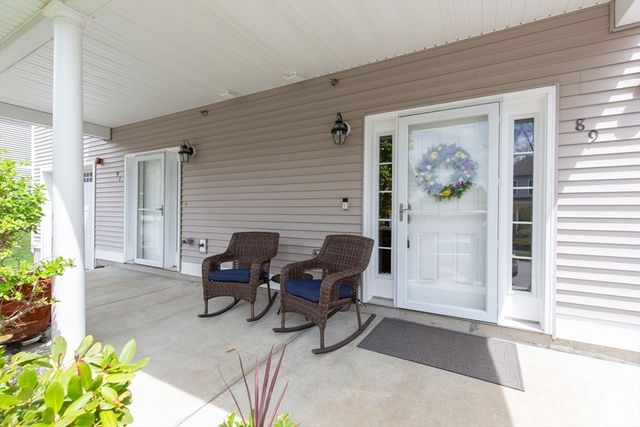 89 Woodview Way 89, Manchester, NH 03102