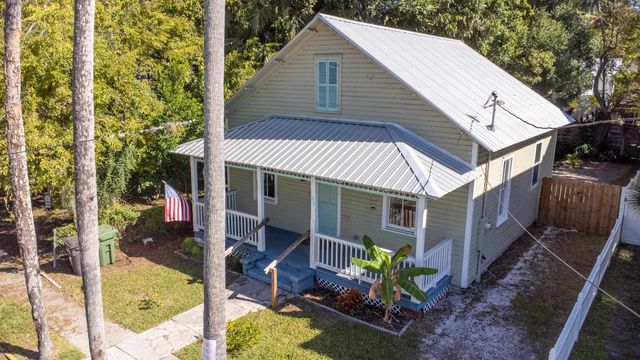 69 M L King Ave, St Augustine, FL 32084