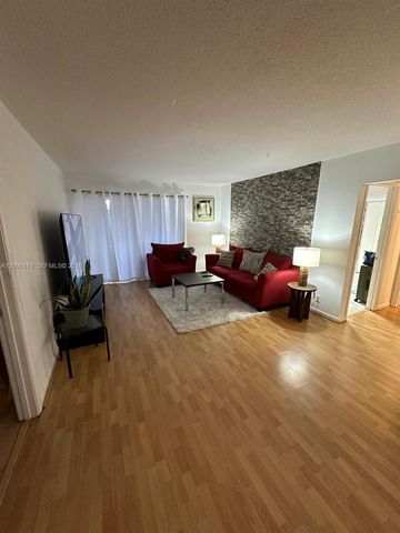 1428 SE 4th Ave 247, Deerfield Beach, FL 33441