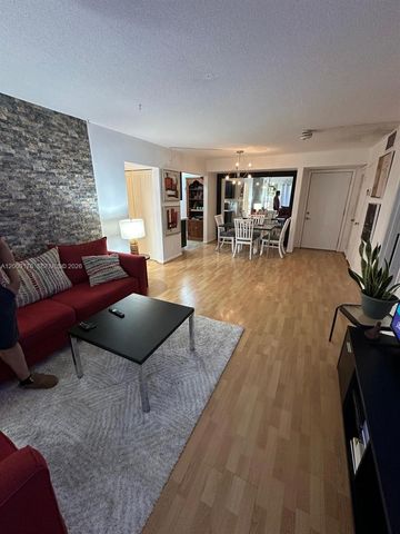 1428 SE 4th Ave 247, Deerfield Beach, FL 33441