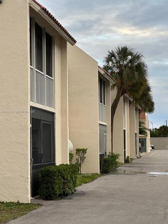 1428 SE 4th Ave 247, Deerfield Beach, FL 33441