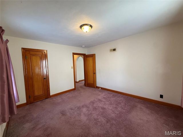 241 Arbor Drive, Alton, IL 62002