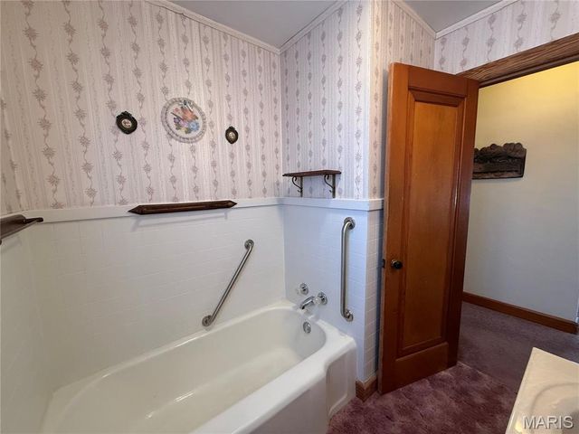 241 Arbor Drive, Alton, IL 62002