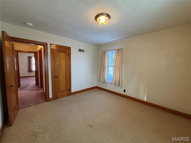 241 Arbor Drive, Alton, IL 62002