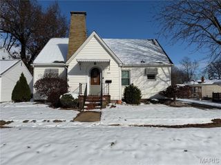 241 Arbor Drive, Alton, IL 62002