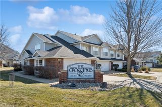 1426 Crossings Court NE, Cedar Rapids, IA 52402