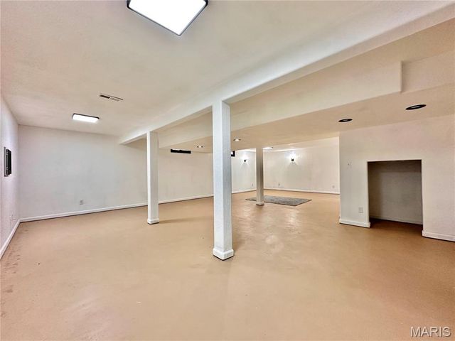 2033 Mapleleaf Drive, Collinsville, IL 62234