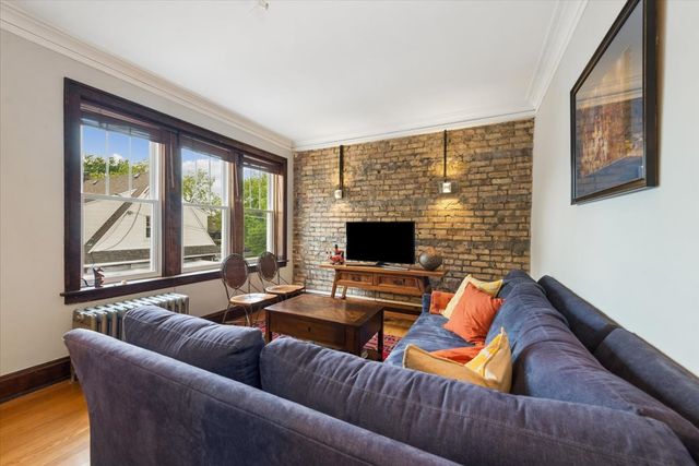 3651 N Kedvale Avenue 2B, Chicago, IL 60641