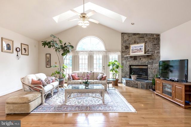 12601 TRIBUNAL LN, Potomac, MD 20854