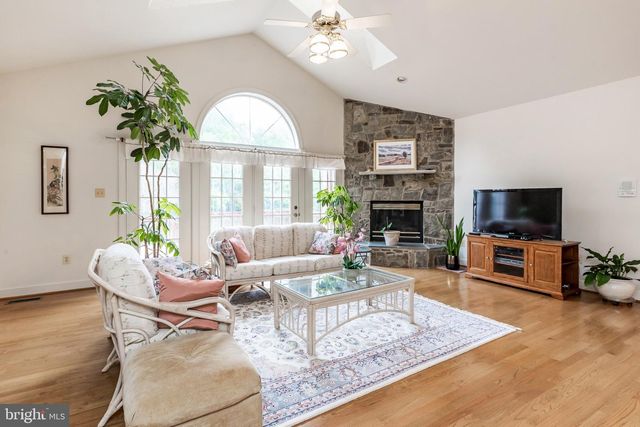 12601 TRIBUNAL LN, Potomac, MD 20854