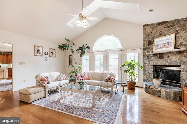 12601 TRIBUNAL LN, Potomac, MD 20854