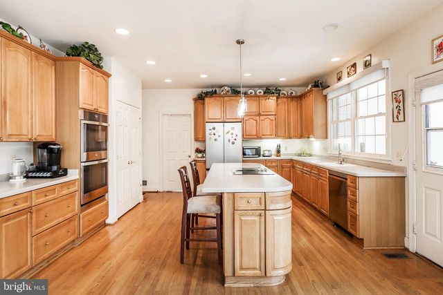 12601 TRIBUNAL LN, Potomac, MD 20854