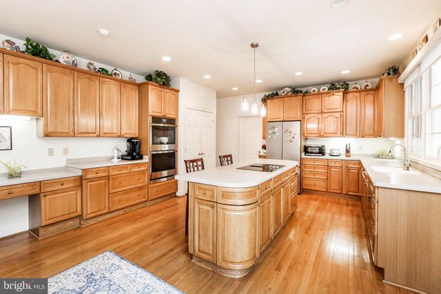 12601 TRIBUNAL LN, Potomac, MD 20854