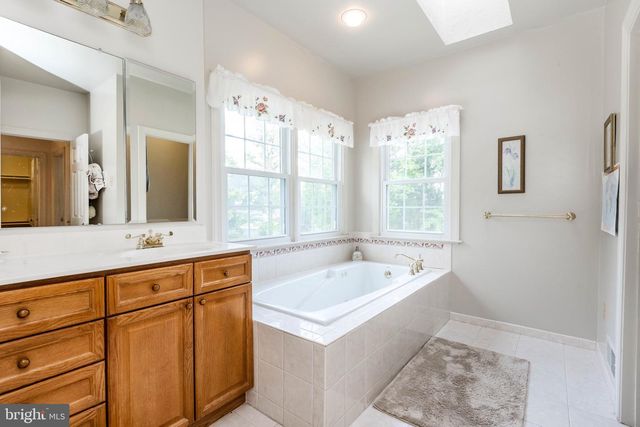 12601 TRIBUNAL LN, Potomac, MD 20854
