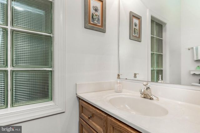 12601 TRIBUNAL LN, Potomac, MD 20854