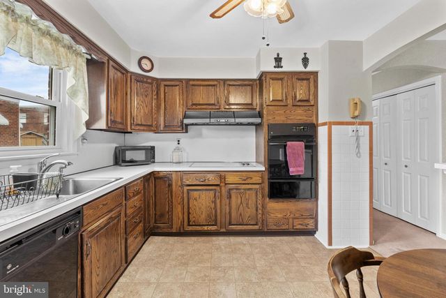 3806 KAREN ST, Philadelphia, PA 19114