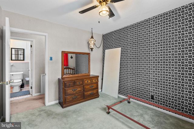 3806 KAREN ST, Philadelphia, PA 19114