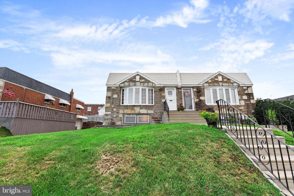 3806 KAREN ST, Philadelphia, PA 19114