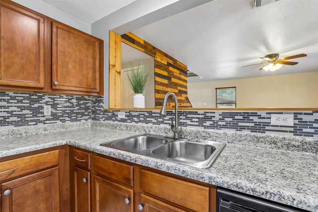 397 Copper Path DR, New Braunfels, TX 78130