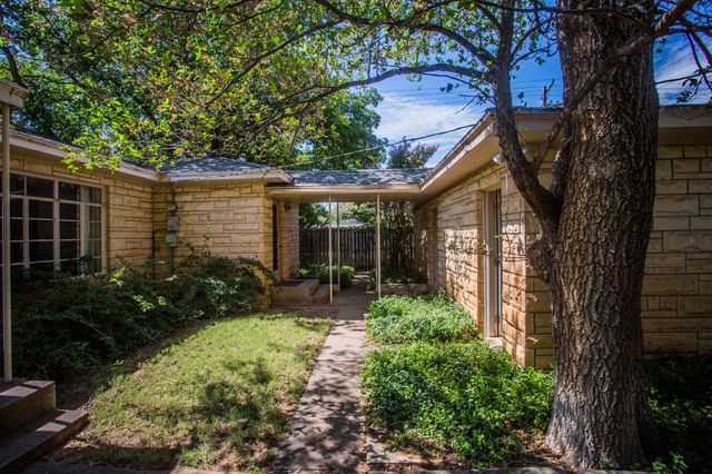 1924 31st Street, Lubbock, TX 79411
