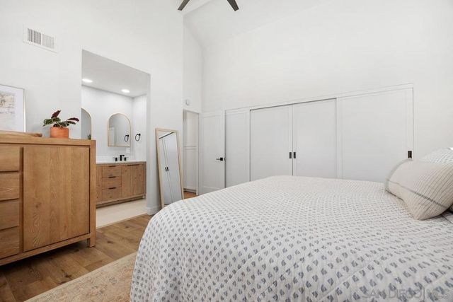 2216 Recodo Ct, Carlsbad, CA 92009