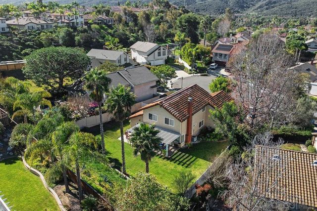 2216 Recodo Ct, Carlsbad, CA 92009