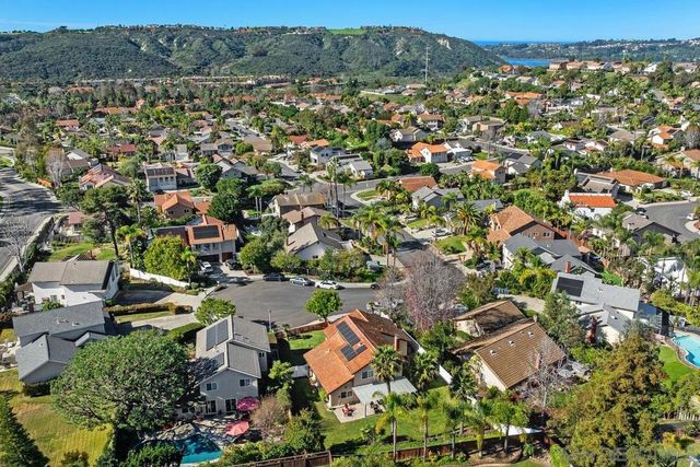 2216 Recodo Ct, Carlsbad, CA 92009