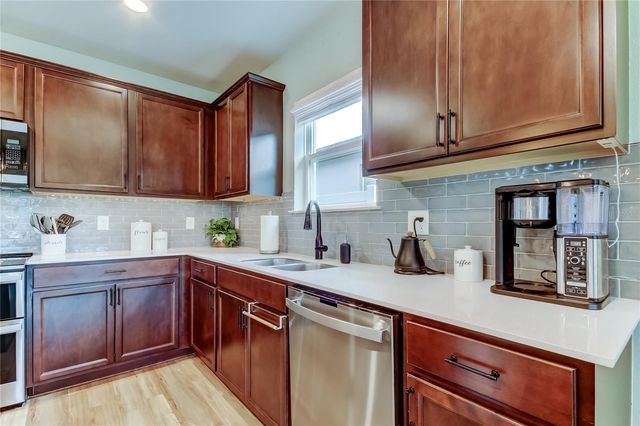 6364 DUTTON DRIVE, Wesley Chapel, FL 33545